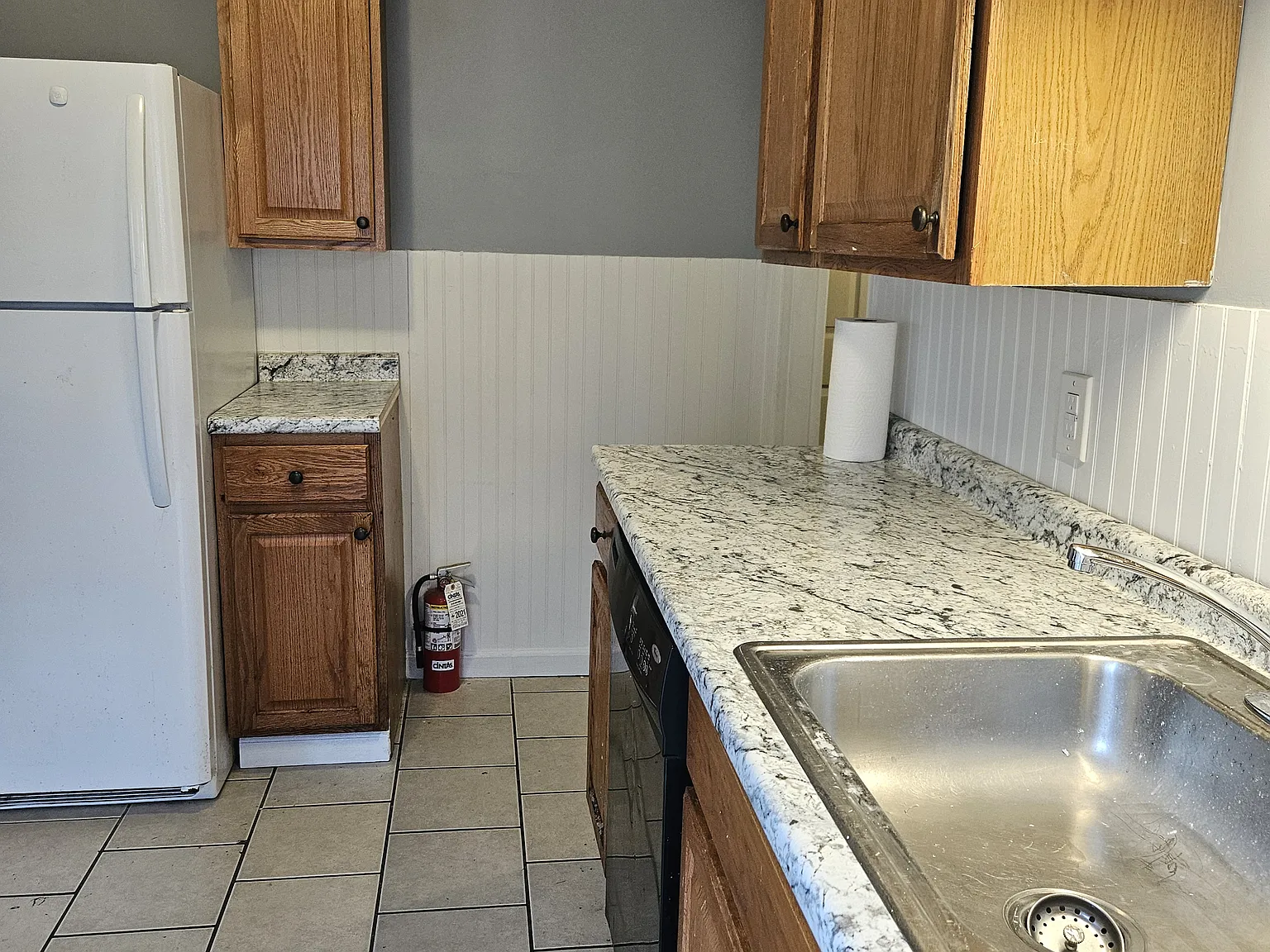 4 bed, 1200 sqft, $1,700 — Photo 2