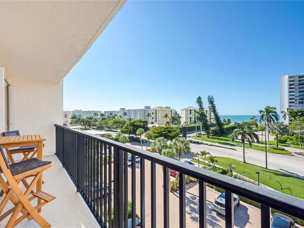 3500 Gulf Shore Blvd N APT 505, Naples, FL 34103
