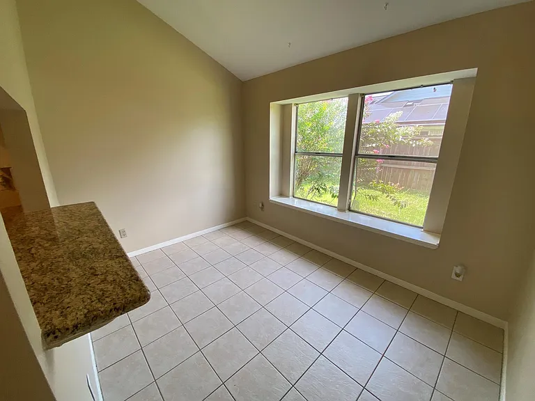 15811 Part Dr — Photo 9