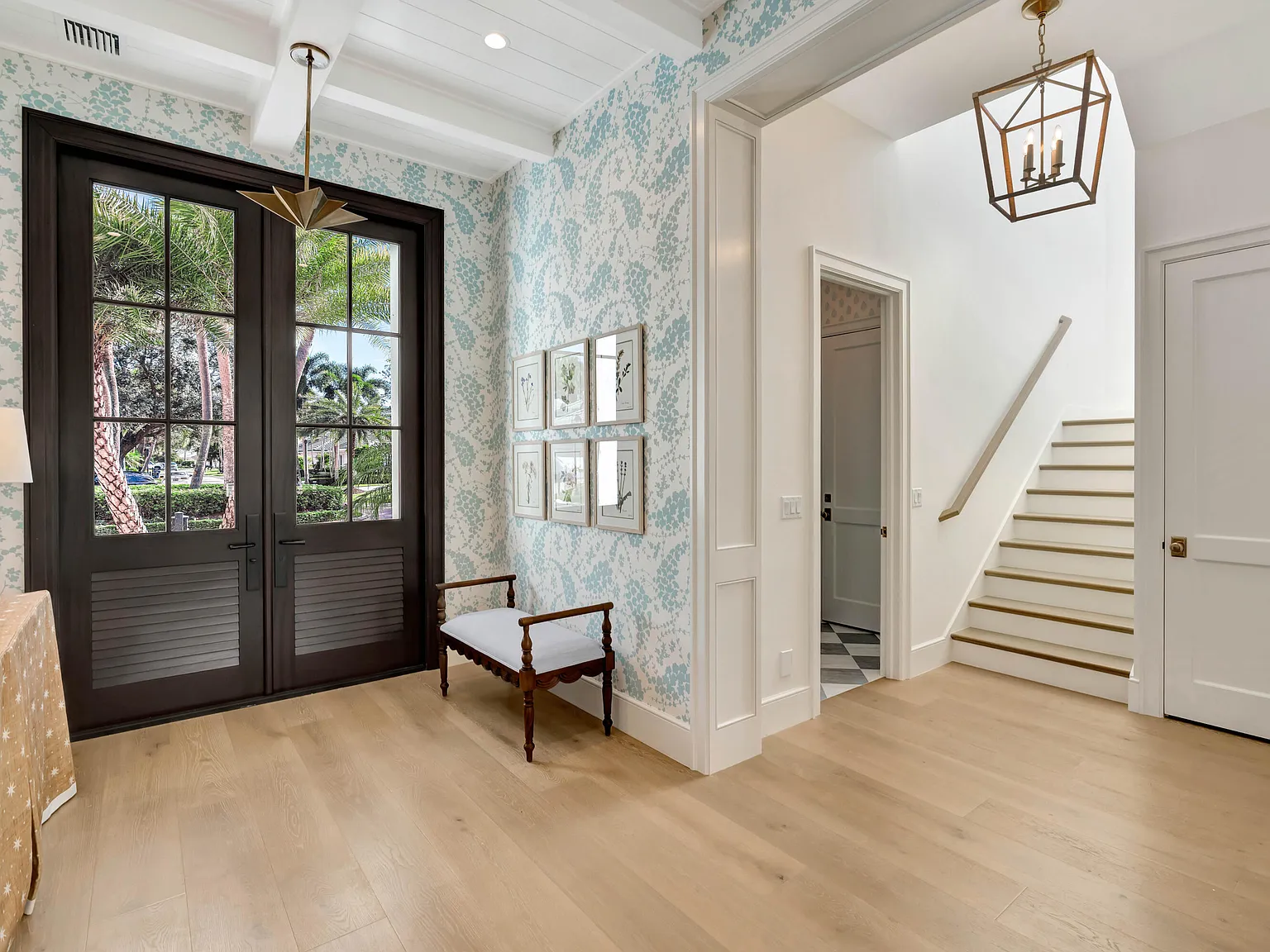 4 bed, 4.5 bath, 3800 sqft, $40,000 — Photo 2
