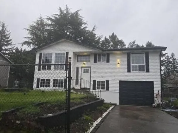 15217 16th Ave E, Tacoma, WA 98445