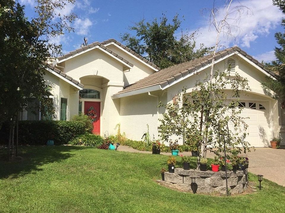 1st image of 8945 Cedarvillage Dr