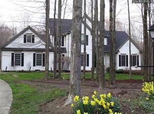 1000 Whisperwood Ln, Aurora, OH 44202