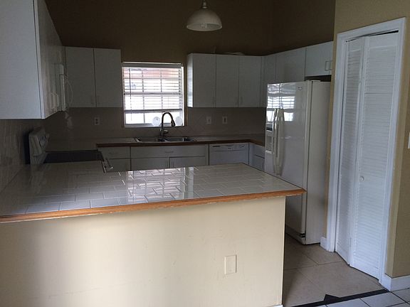 5th image of 15480 SW 61st Ter #House
