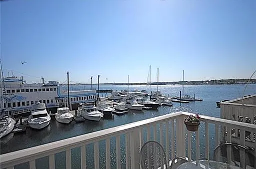 303 Chandlers Wharf — Photo 1