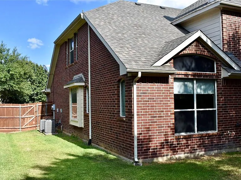 3821 Sandlin St — Photo 25