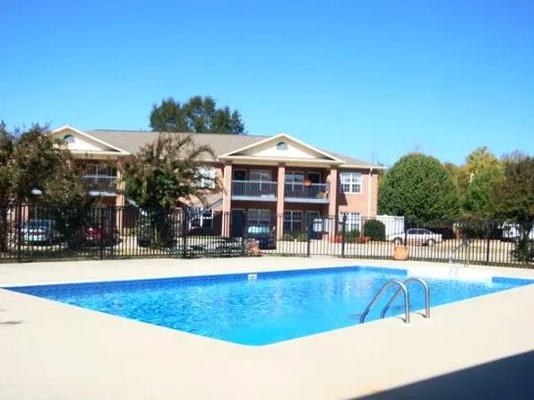 Oak Parc Apartments, 4415 Chisholm Rd #33d8707cd, Florence, AL 35630