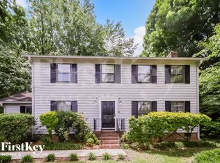 2305 Cottage Pl, Greensboro, NC 27455