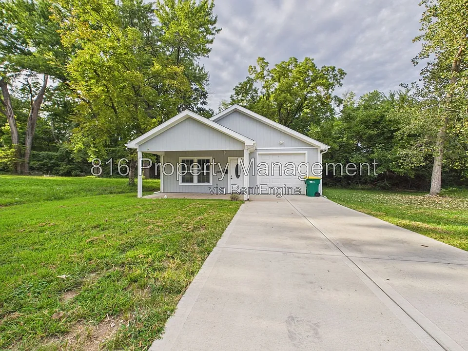 4100 Waverly Ave