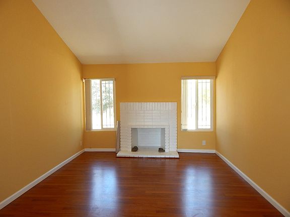 3rd image of 1526 Orangewood Dr