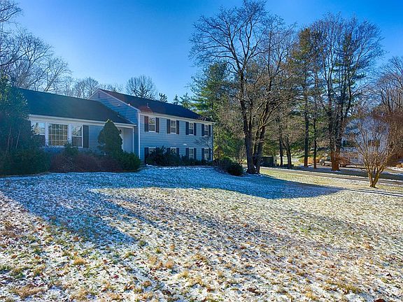 2nd image of 430 Central Dr