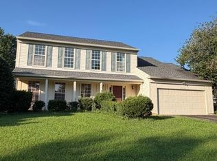 20058 Great Falls Forest Dr, Great Falls, VA 22066
