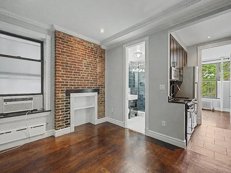 221 Mott St #11 — Photo 2