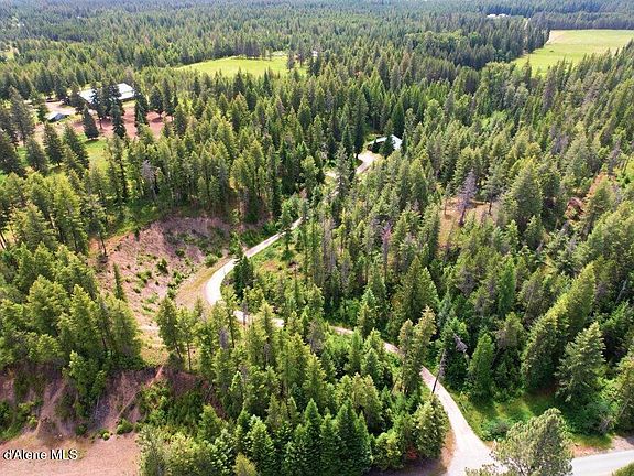 3rd image of 10614 Dufort Rd