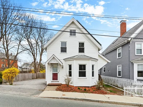 105 Centennial Ave, Gloucester, MA 01930