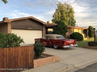 720 Forrest Pl, Farmington, NM 87401