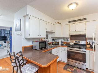 9336 Blackberry St APT 8, Anchorage, AK 99502