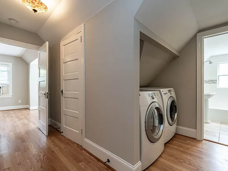 205 Delway St #B — Photo 14