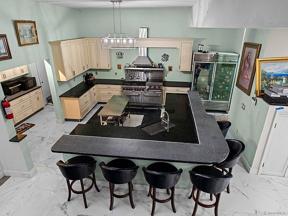 2nd image of 8 Tom Road