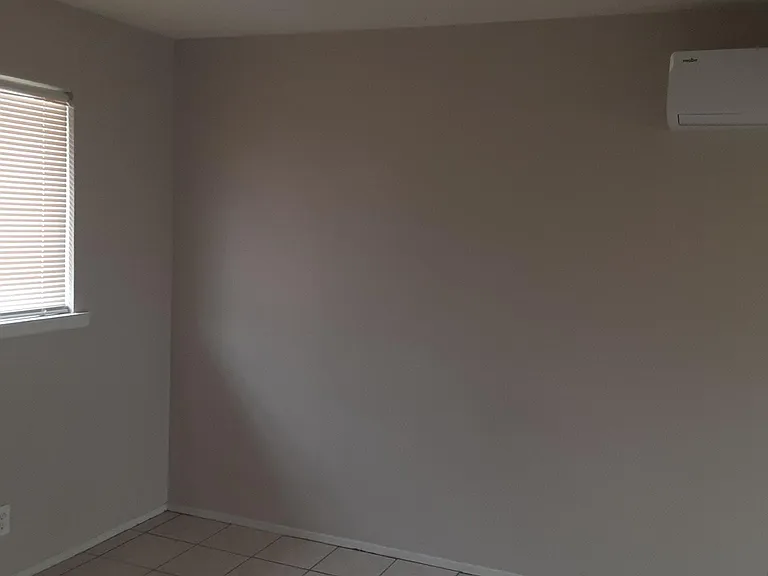 3826 Harrison Ave — Photo 5