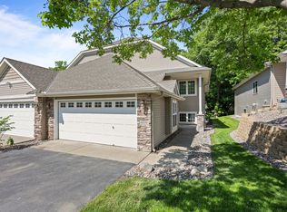 6030 Boulder Ridge Dr, Rockford, MN 55373