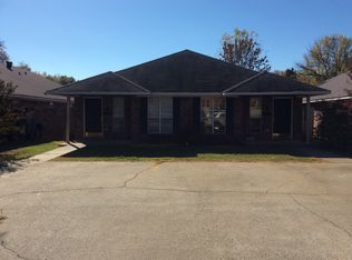 1913 Tyler St, Conway, AR 72032