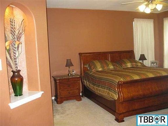 4th image of 9807 River Land Ct