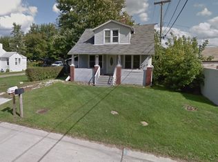 20716 Rensselaer St, Farmington Hills, MI 48336