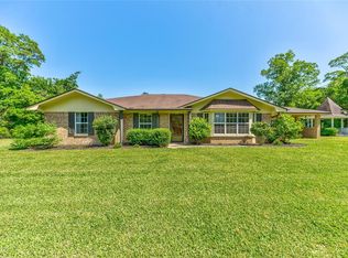 381 Ridgewood Dr, Shepherd, TX 77371