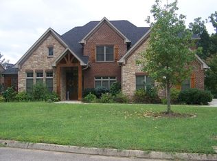 10052 Fox Cove Rd, Knoxville, TN 37922