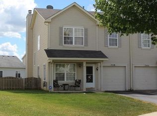 748 S Shannon Dr, Romeoville, IL 60446