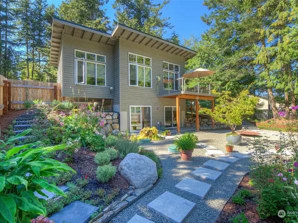 244 Seaview Street, Orcas Island, WA 98245