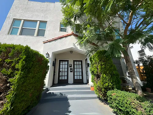 925 Marview Ave — Photo 1