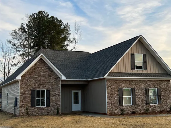 306 Lakeview Ct, Gadsden, AL 35901