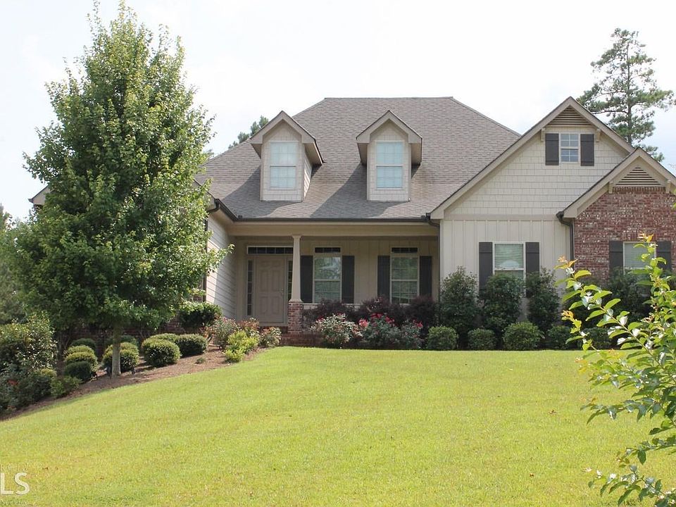 2nd image of 1161 Arbor Ln