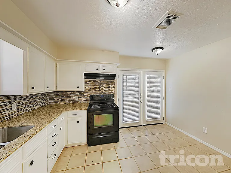 22806 Wild Moss St — Photo 5