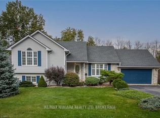 55 Adelaide St, Fort Erie, ON L2A 5K5