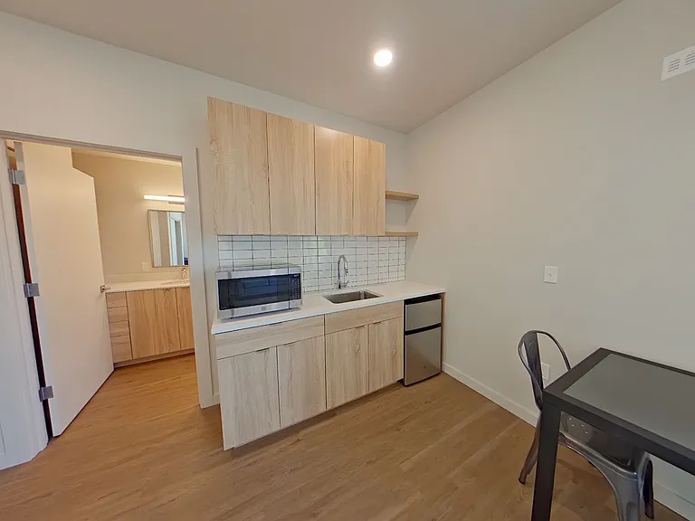 11th and Ferry Lofts — Photo 45