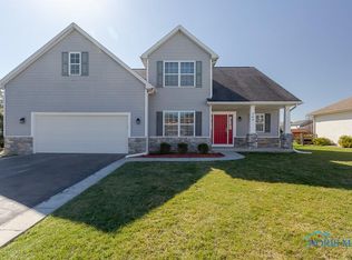 384 Nora Dr, Perrysburg, OH