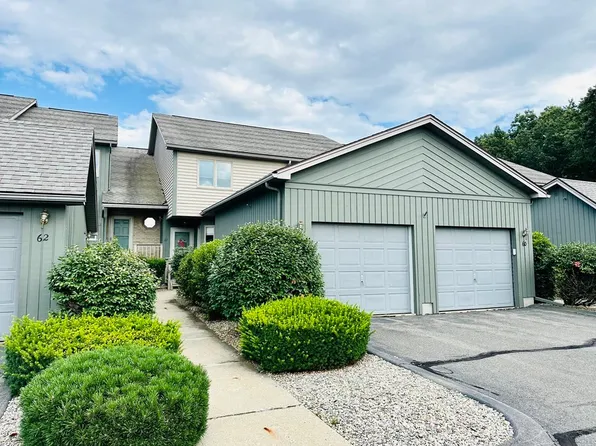 61 Pine Grove Dr, South Hadley, MA 01075