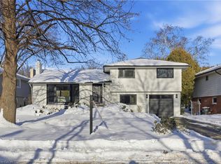 257 Strathcona Dr, Burlington, ON L7L2C9