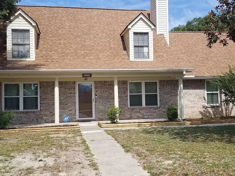 310 S 73rd Ave — Photo 1