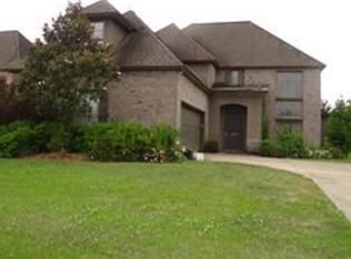 18039 Pine Ridge Dr, Prairieville, LA 70769