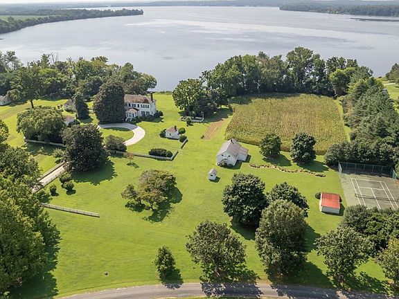 3rd image of 17299 Nanzatico Ln