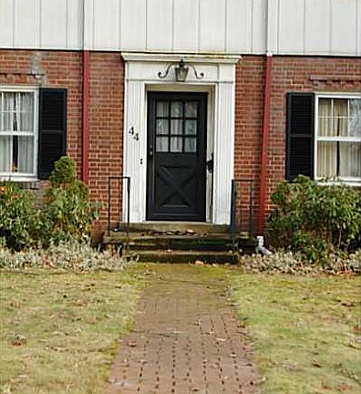 3rd image of 44 Woodland Ave