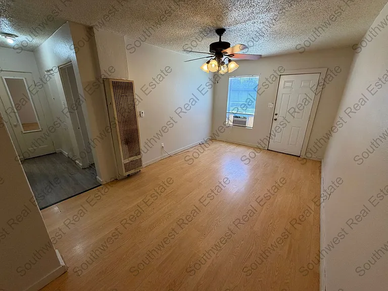 1320 Pile St. — Photo 5