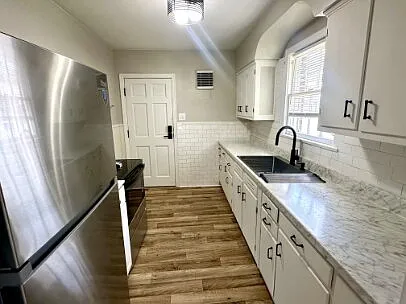 3 bed, 1.0 bath, 1106 sqft, $1,650 — Photo 3