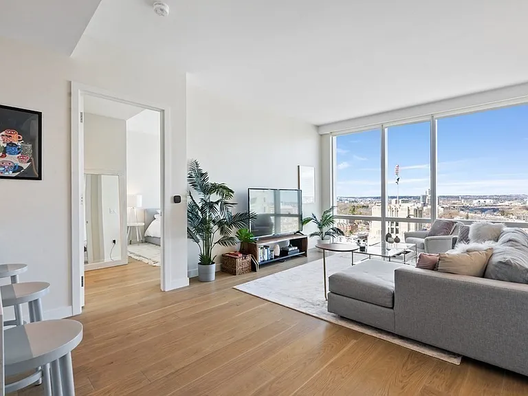 188 Brookline Ave #20E — Photo 5
