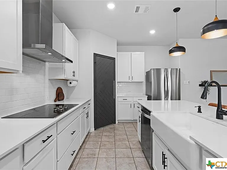19521 Landmark Dr — Photo 14