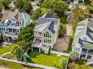 251 Berry Tree Dr, Pawleys Island, SC 29585